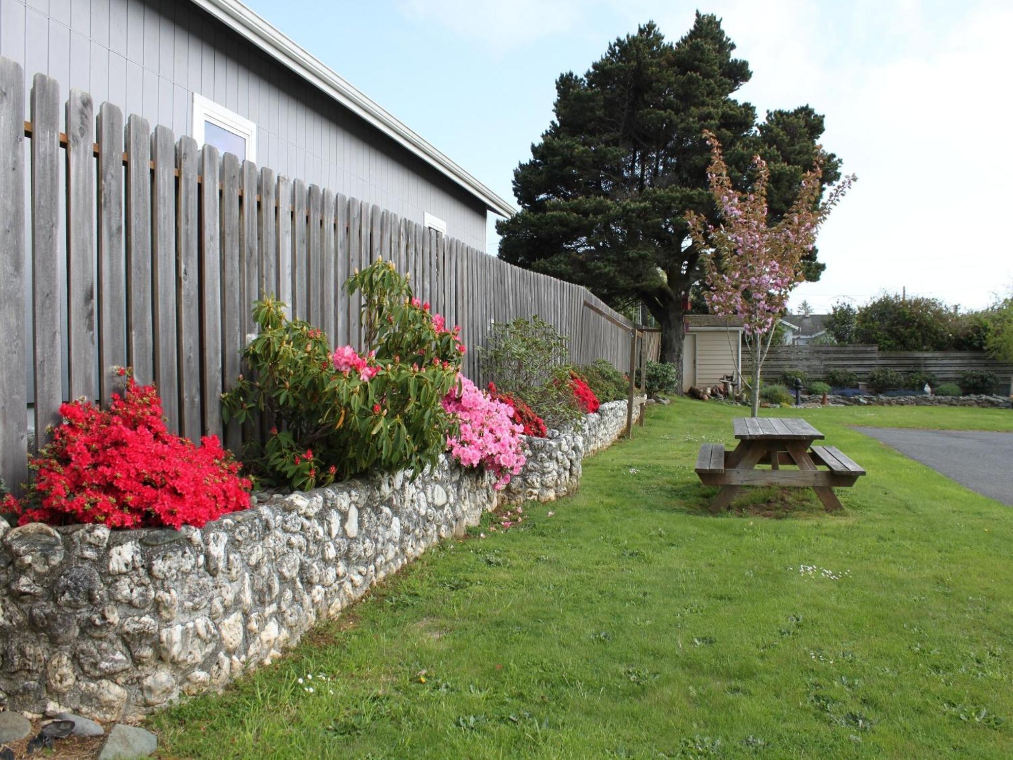 Azalea Lodge Gold Beach Dış mekan fotoğraf