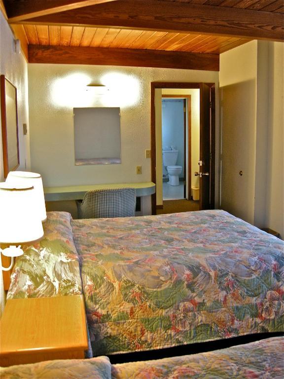 Azalea Lodge Gold Beach Dış mekan fotoğraf